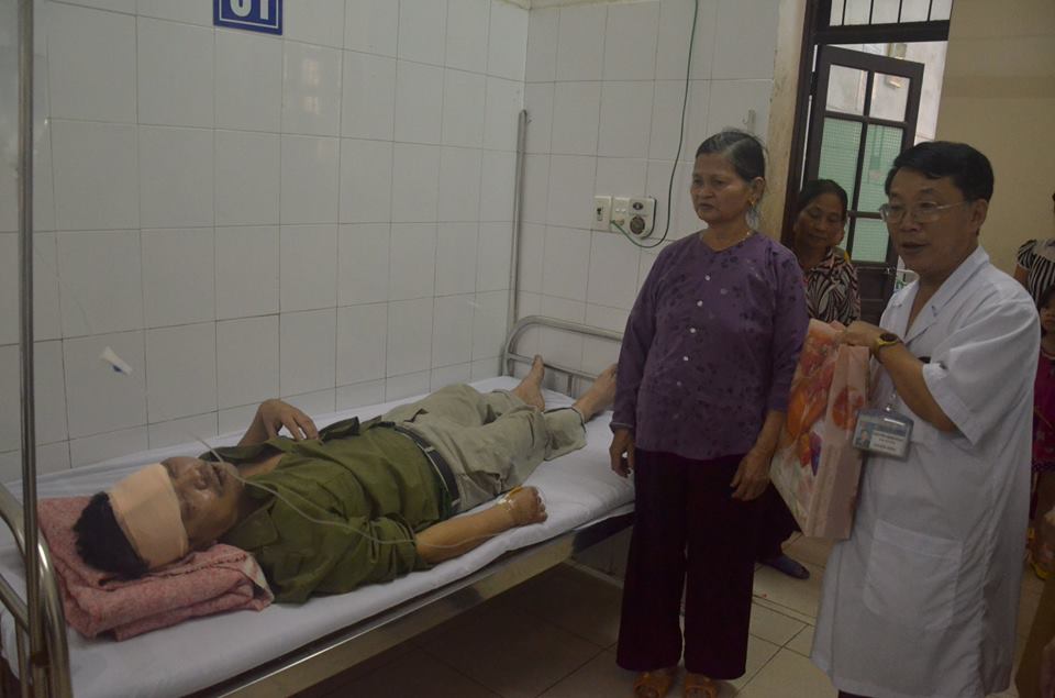 Tai nạn kinh hoàng tại Hà Nội: 'Nhiều thi thể kẹt dưới gầm xe' 4