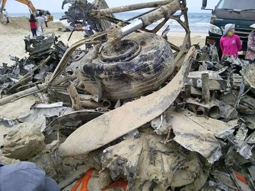 Ngư dân phát hiện xác máy bay Mỹ rơi trên biển Quảng Trị 2