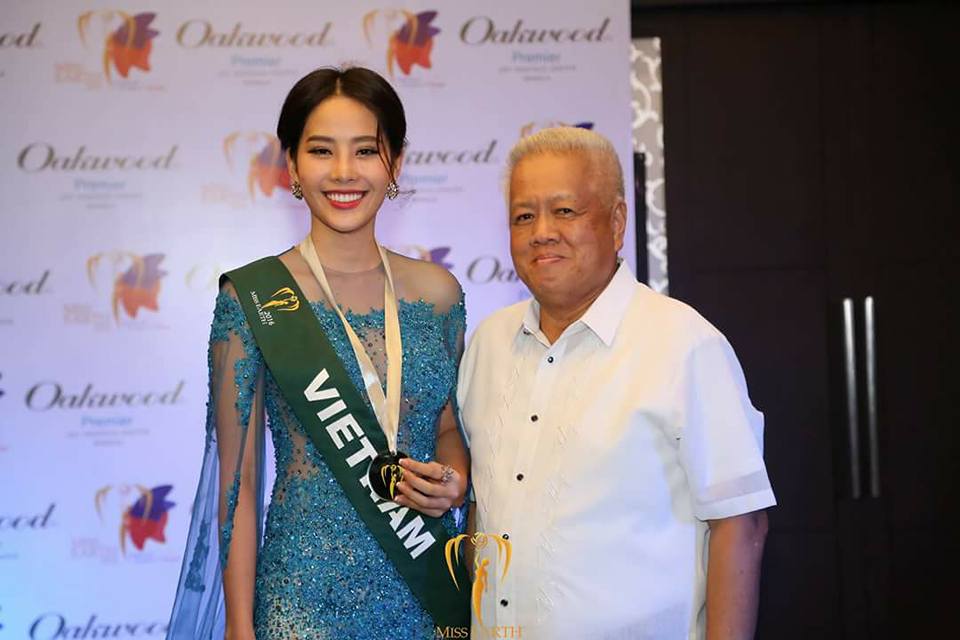 Nam Em giành tiếp Huy chương bạc tại Miss Earth 2016 3