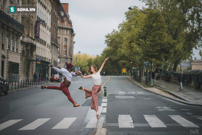 Paris đẹp tuyệt vời qua bộ ảnh như những thước phim của đôi nhiếp ảnh gia Việt Nam - Ảnh 1. Nhiếp ảnh gia Việt Nam tới Paris, mất hơn một năm để thực hiện bộ ảnh ai xem cũng xúc động 1