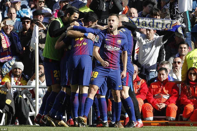 Đánh úp thành công, Barca dìm Real Madrid xuống tận cùng thất vọng - Ảnh 21. 'Đánh úp' thành công, Barca dìm Real Madrid xuống tận cùng thất vọng 20