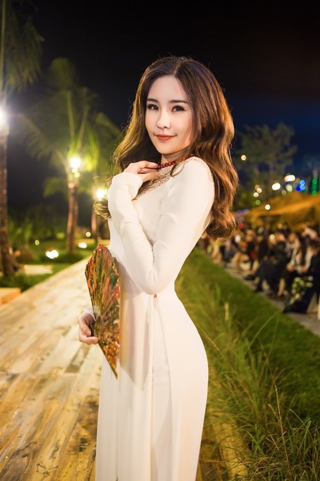 Chỉ 2 tháng đăng quang Hoa hậu Đại dương, Lê Âu Ngân Anh đã để lại dấu ấn với quá nhiều lùm xùm tranh cãi - Ảnh 7. Nhìn lại chặng đường Hoa hậu ngắn ngủi đầy lùm xùm, tranh cãi của Lê Âu Ngân Anh 8