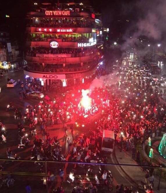 Cả nước vỡ òa với chiến tích lịch sử của U23 Việt Nam - Ảnh 1. Cả nước vỡ òa với chiến tích lịch sử của U23 Việt Nam 1