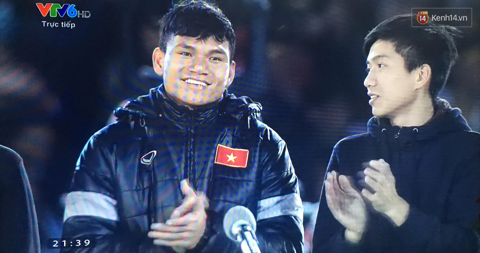 Những khoảnh khắc không góc chết của dàn cầu thủ cực phẩm U23 trong Gala vinh danh - Ảnh 21. Những khoảnh khắc 'không góc chết' của dàn cầu thủ cực phẩm U23 trong Gala vinh danh 14