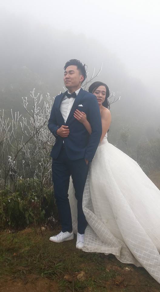 Cô dâu dũng cảm nhất năm: Mặc váy hở vai chụp ảnh cưới giữa băng tuyết Sapa - Ảnh 1. Cô dâu “dũng cảm” nhất năm: Mặc váy hở vai chụp ảnh cưới giữa băng tuyết Sapa 1