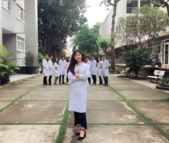 Những nam thanh nữ tú ngành Y gây sốt cộng đồng mạng - Ảnh 9. Những nam thanh nữ tú ngành Y gây 'sốt' cộng đồng mạng 9