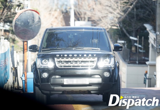 Dispatch cuối cùng đã ra tay, tung ảnh hẹn hò của Park Shin Hye và đàn em điển trai - Ảnh 9. Dispatch cuối cùng đã ra tay, tung ảnh hẹn hò của Park Shin Hye và đàn em điển trai 9