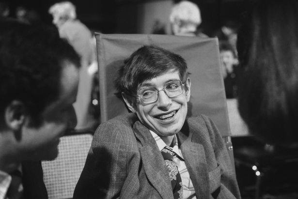 Sự thật đằng sau bộ phim triệu người xem về Stephen Hawking: Những ẩn ức chưa kể - Ảnh 1. Sự thật đằng sau bộ phim triệu người xem về Stephen Hawking: Những ẩn ức chưa kể 1