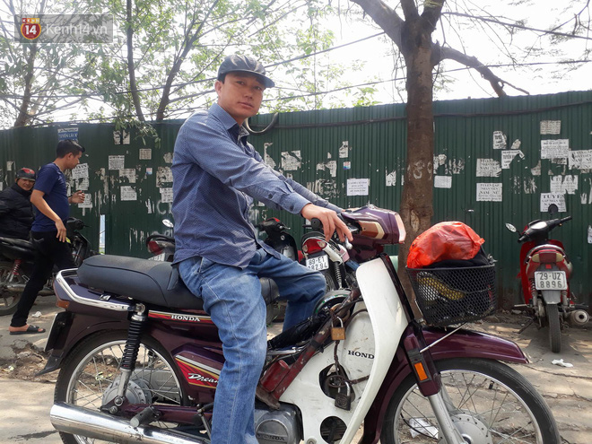 Anh xe ôm giàu nhất bến xe Mỹ Đình: Hơn 10 năm chở khách nghèo đi khám bệnh không lấy tiền - Ảnh 3. Anh xe ôm 'giàu' nhất bến xe Mỹ Đình: Hơn 10 năm chở khách nghèo đi khám bệnh không lấy tiền 3