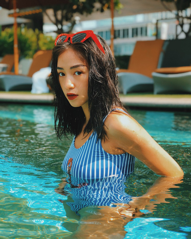 Chưa đến hè mà hot girl Việt đã sexy hết cỡ với bikini rồi! 4