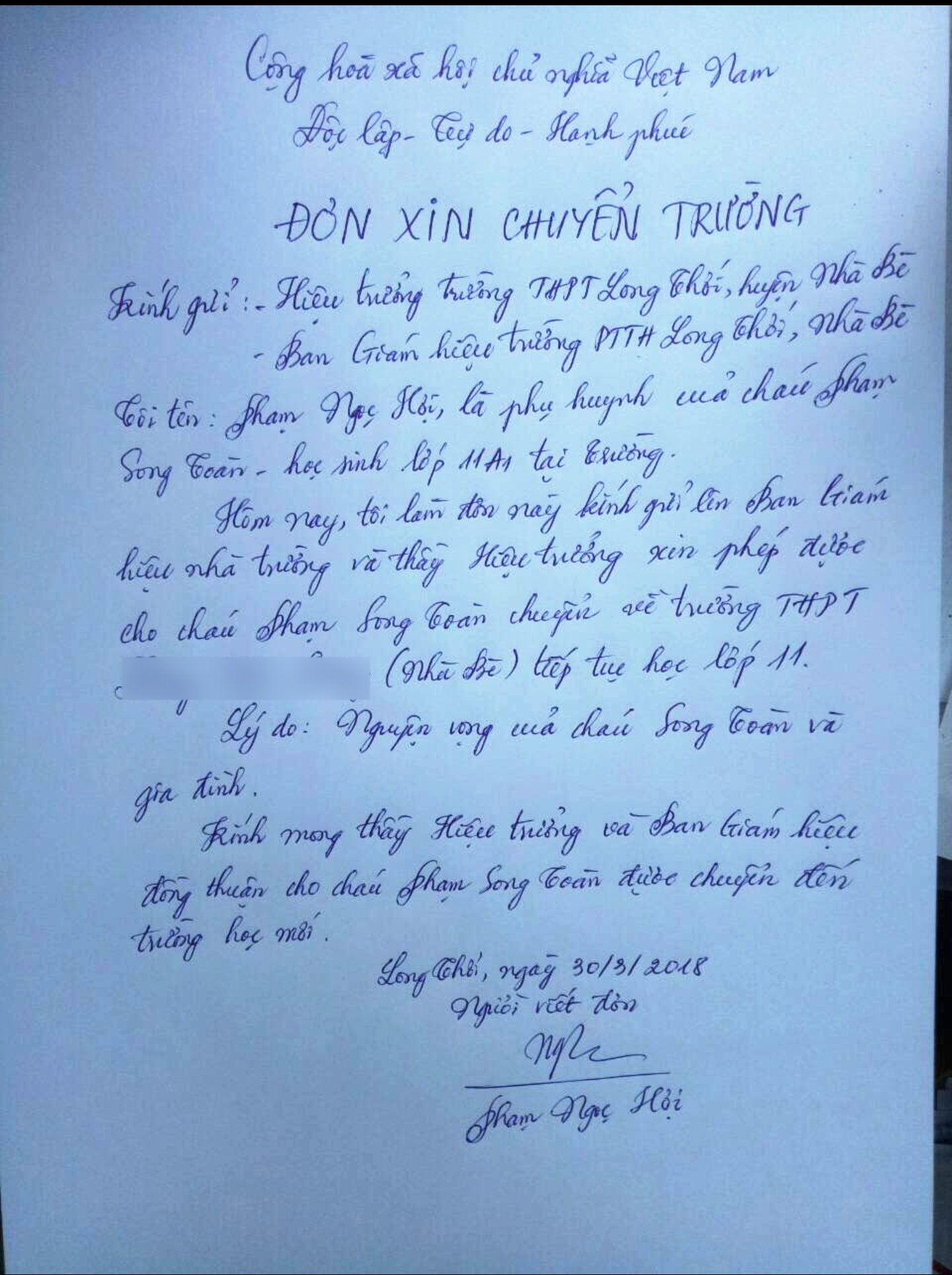 Phó chủ tịch UBND TP. HCM: Tôi rất đau lòng trước quyết định cho Song Toàn chuyển trường khi mùa thi sắp đến - Ảnh 2. Phó chủ tịch UBND TP. HCM: 'Tôi rất đau lòng trước quyết định cho Song Toàn chuyển trường khi mùa thi sắp đến' 2