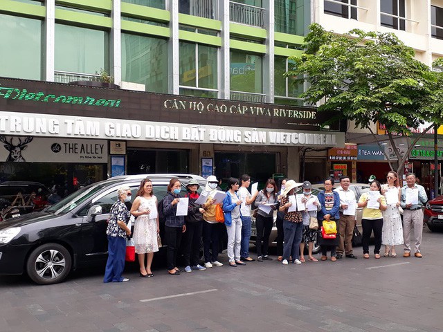 Vụ iFan bị hàng chục nghìn người tố lừa 15.000 tỷ: Rất khó lấy lại tiền vì không hợp đồng, không căn cứ pháp lý! - Ảnh 2. Hàng chục nghìn người Vụ iFan lừa 15.000 tỷ rất khó lấy lại tiền vì không hợp đồng, không căn cứ pháp lý! 2