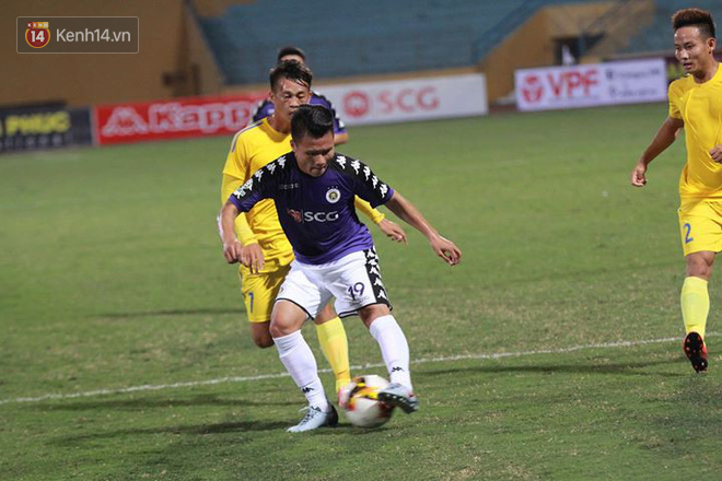 Sao U23 Việt Nam thi đấu dưới sức, Hà Nội vất vả đi tiếp ở Cúp Quốc gia sau loạt penalty cân não - Ảnh 7. Sao U23 Việt Nam thi đấu dưới sức, Hà Nội vất vả đi tiếp ở Cúp Quốc gia sau loạt penalty cân não 5