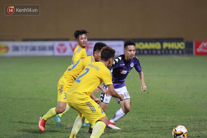 Sao U23 Việt Nam thi đấu dưới sức, Hà Nội vất vả đi tiếp ở Cúp Quốc gia sau loạt penalty cân não - Ảnh 8. Sao U23 Việt Nam thi đấu dưới sức, Hà Nội vất vả đi tiếp ở Cúp Quốc gia sau loạt penalty cân não 6