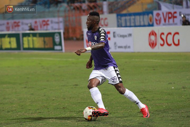 Sao U23 Việt Nam thi đấu dưới sức, Hà Nội vất vả đi tiếp ở Cúp Quốc gia sau loạt penalty cân não - Ảnh 6. Sao U23 Việt Nam thi đấu dưới sức, Hà Nội vất vả đi tiếp ở Cúp Quốc gia sau loạt penalty cân não 4
