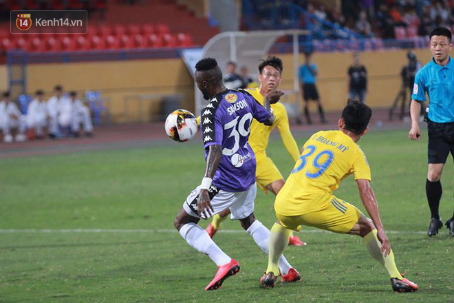 Sao U23 Việt Nam thi đấu dưới sức, Hà Nội vất vả đi tiếp ở Cúp Quốc gia sau loạt penalty cân não - Ảnh 10. Sao U23 Việt Nam thi đấu dưới sức, Hà Nội vất vả đi tiếp ở Cúp Quốc gia sau loạt penalty cân não 8