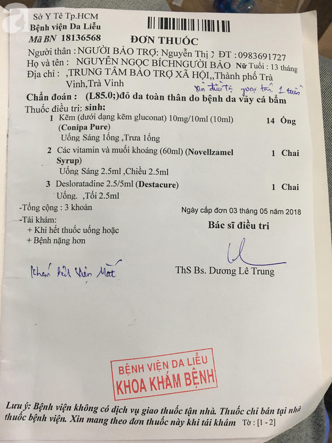 Ca sĩ Lam Trường đến thăm bé Bích - em bé bị vẩy ngứa da trăn trước khi bé nhập viện điều trị - Ảnh 10. Ca sĩ Lam Trường đến thăm bé Bích - em bé bị vẩy ngứa da trăn trước khi bé nhập viện điều trị 10