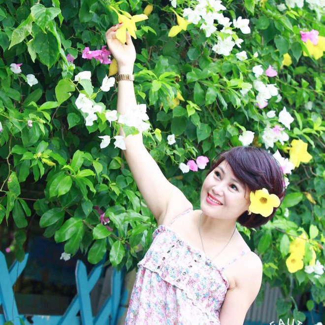Vẻ xinh đẹp ngoài đời của chị bán cua phim Phía trước là bầu trời đang gây sốt - Ảnh 11. Vẻ xinh đẹp ngoài đời của chị bán cua phim 'Phía trước là bầu trời' đang gây sốt 10