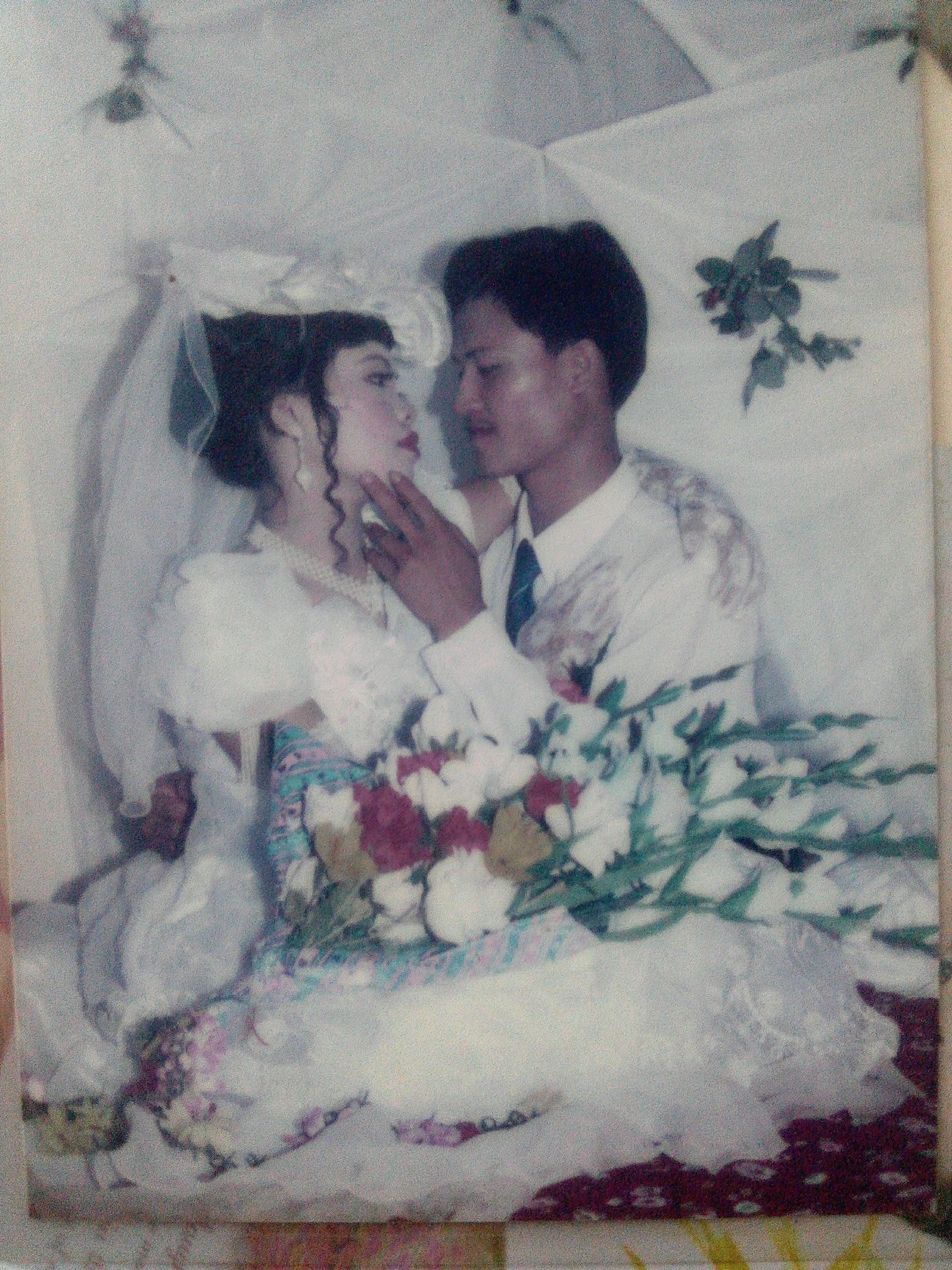 Cư dân mạng rủ nhau khoe ảnh cưới của bố mẹ ngày xưa: cô dâu cực xinh còn chú rể phong độ ngút trời - Ảnh 18. Cư dân mạng rủ nhau khoe ảnh cưới của bố mẹ ngày xưa: Cô dâu cực xinh còn chú rể phong độ ngút trời 10