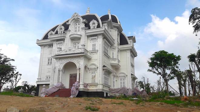 Xôn xao ngôi biệt thự rộng gần 2000m2 của cụ bà tuổi 78 ở Hà Tĩnh - Ảnh 15. Xôn xao ngôi biệt thự rộng gần 2000m2 của cụ bà tuổi 78 ở Hà Tĩnh 14