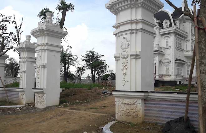 Xôn xao ngôi biệt thự rộng gần 2000m2 của cụ bà tuổi 78 ở Hà Tĩnh - Ảnh 12. Xôn xao ngôi biệt thự rộng gần 2000m2 của cụ bà tuổi 78 ở Hà Tĩnh 11
