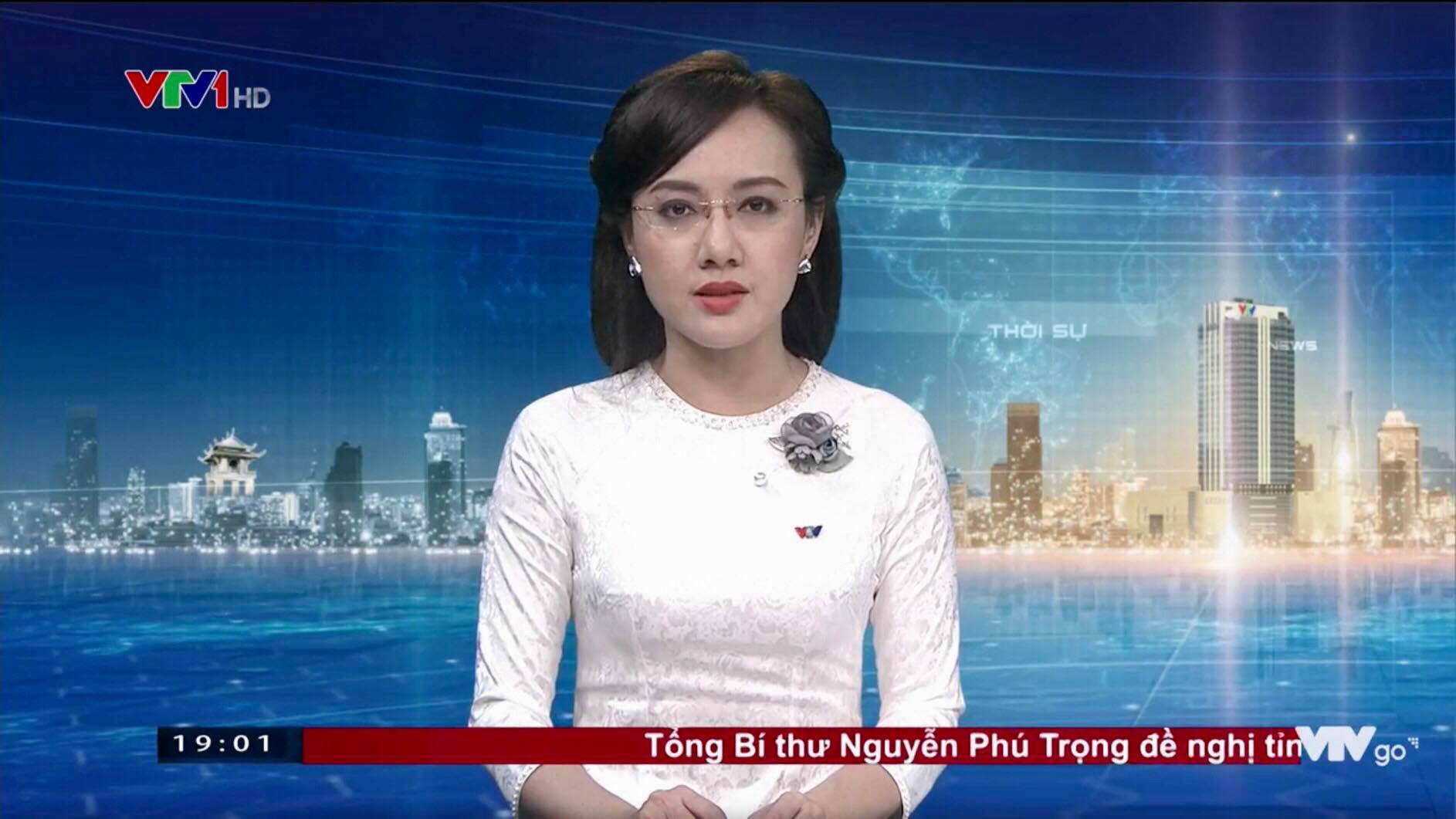BTV Hoài Anh băn khoăn hỏi khán giả về kiểu tóc hợp nhất và nhận được câu trả lời bất ngờ - Ảnh 3. BTV Hoài Anh băn khoăn hỏi khán giả về kiểu tóc hợp nhất và nhận được câu trả lời bất ngờ 3