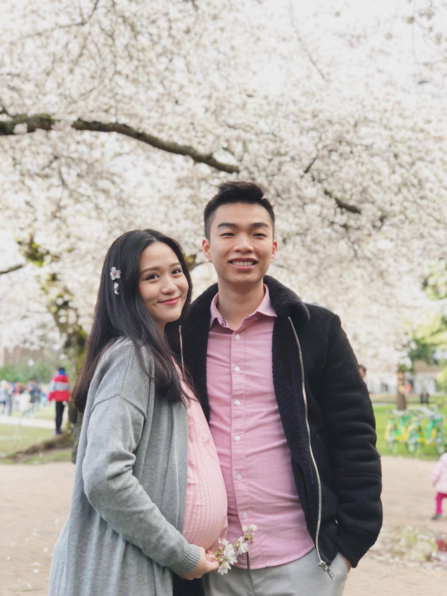 Thảo Hương - hot girl đẹp không son phấn một thời - khoe bụng bầu trên MXH - Ảnh 2. Thảo Hương - hot girl 'đẹp không son phấn' một thời - khoe bụng bầu trên MXH 3