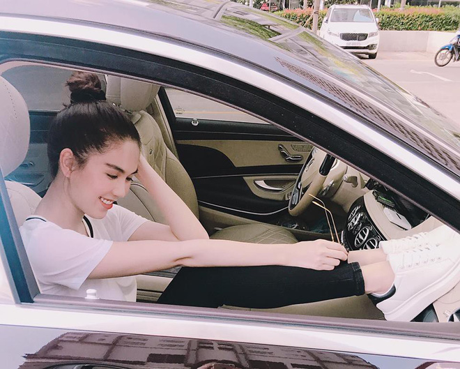 Khối tài sản triệu người mơ ước và sự thay đổi bất ngờ của Ngọc Trinh - Ảnh 2. Khối tài sản triệu người mơ ước và sự thay đổi bất ngờ của Ngọc Trinh 2