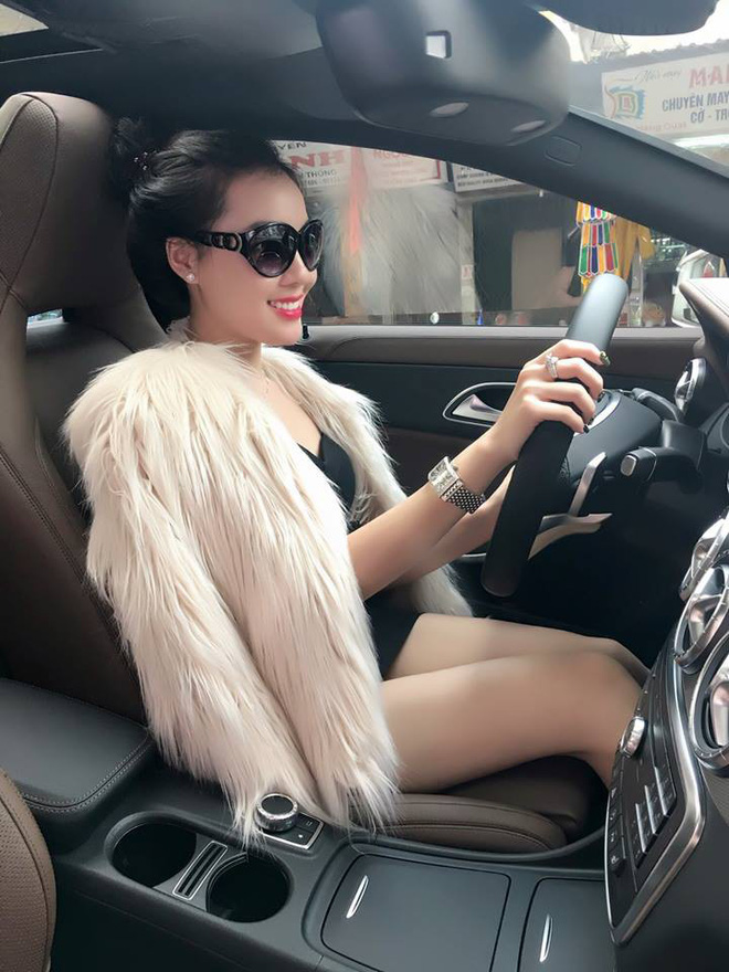 Vợ sexy, sang chảnh, từng gây sốt mạng xã hội của sao nam Đội đặc nhiệm nhà C21 - Ảnh 7. Vợ xinh đẹp, sang chảnh, từng gây sốt mạng xã hội của sao nam 'Đội đặc nhiệm nhà C21' 7