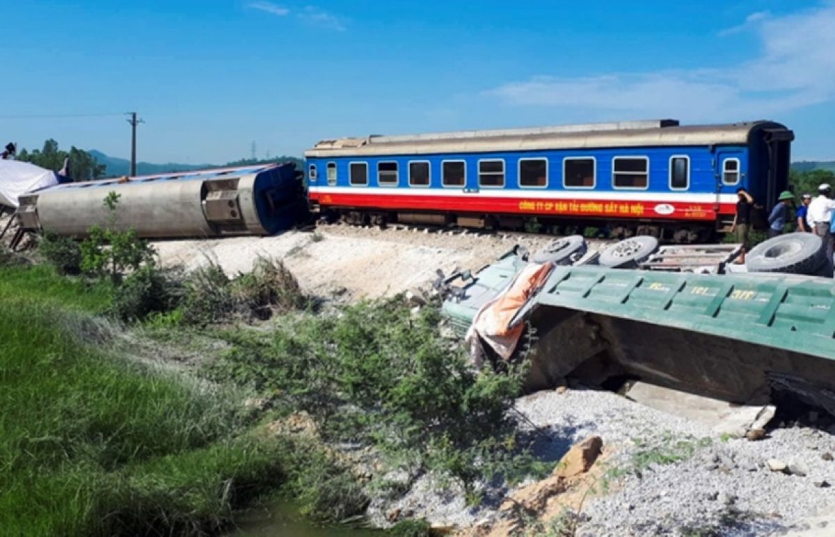 Phó thủ tướng yêu cầu xử lý nghiêm bốn vụ tai nạn đường sắt 1