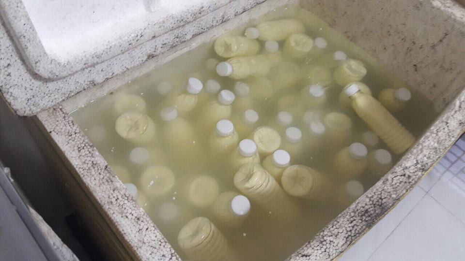 Phát hiện hàng trăm chai sữa bắp không đảm bảo vệ sinh sắp được bán ra thị trường ở Đà Nẵng 2 Phát hiện hàng trăm chai sữa bắp không đảm bảo vệ sinh sắp được bán ra thị trường ở Đà Nẵng 2