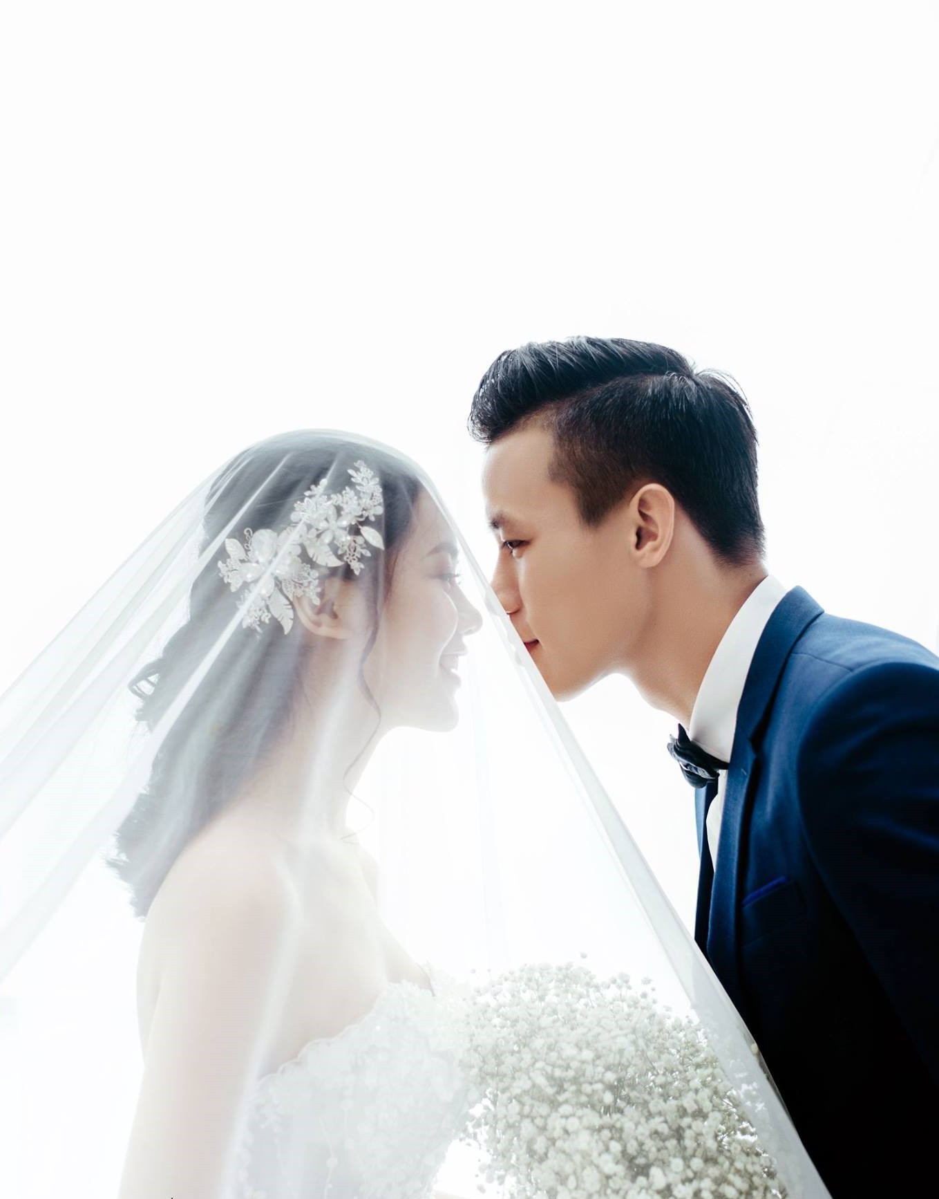 Quế Ngọc Hải đăng ảnh cùng vợ xinh đẹp, khoe sắp đón con gái đầu lòng - Ảnh 2. Quế Ngọc Hải đăng ảnh cùng vợ xinh đẹp, khoe sắp đón con gái đầu lòng 2
