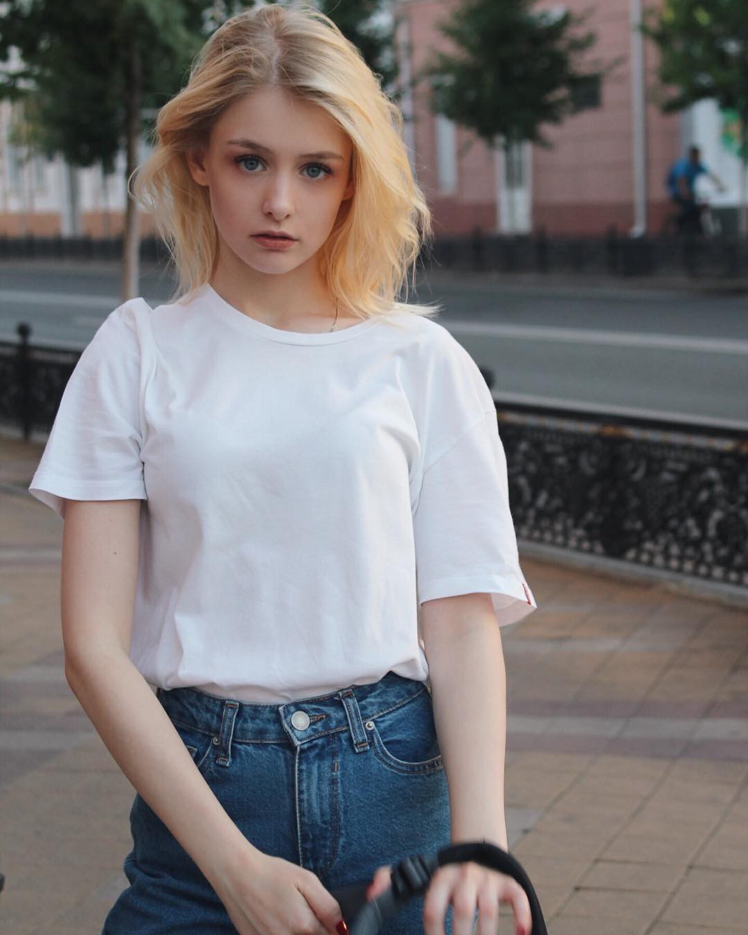 Hot girl Nga 20 tuổi đẹp như thiên thần, vừa cất giọng hát ai cũng nức nở: Người đâu hoàn hảo thế! - Ảnh 5. Hot girl Nga 20 tuổi đẹp như thiên thần, vừa cất giọng hát ai cũng nức nở: Người đâu hoàn hảo thế! 6