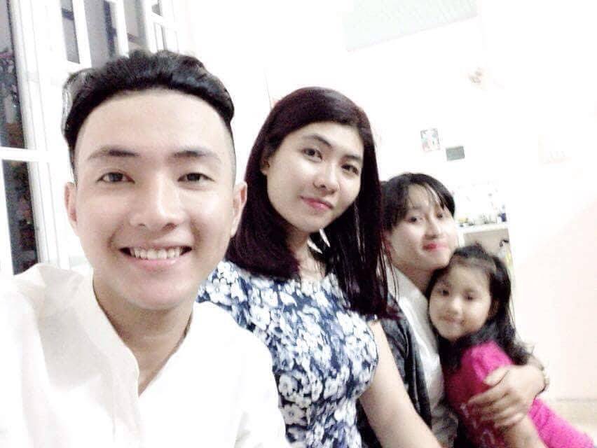Chuyện cô gái tìm lại được anh chị em cùng cha khác mẹ sau 10 năm xa cách: Từ bức ảnh năm xưa của người cha quá cố - Ảnh 8. Chuyện cô gái tìm lại được anh chị em cùng cha khác mẹ sau 10 năm xa cách: Từ bức ảnh năm xưa của người cha quá cố 12