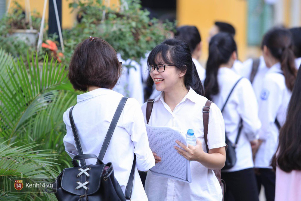 Thi THPT Quốc gia 2018: Thí sinh không được mang đề thi, giấy nháp của bài thi Khoa học ra khỏi phòng thi, đáp án sẽ có ngay khi hết giờ làm bài - Ảnh 2. Thi THPT Quốc gia 2018: Thí sinh không được mang đề thi, giấy nháp của bài thi Khoa học ra khỏi phòng thi, đáp án sẽ có ngay khi hết giờ làm bài 2