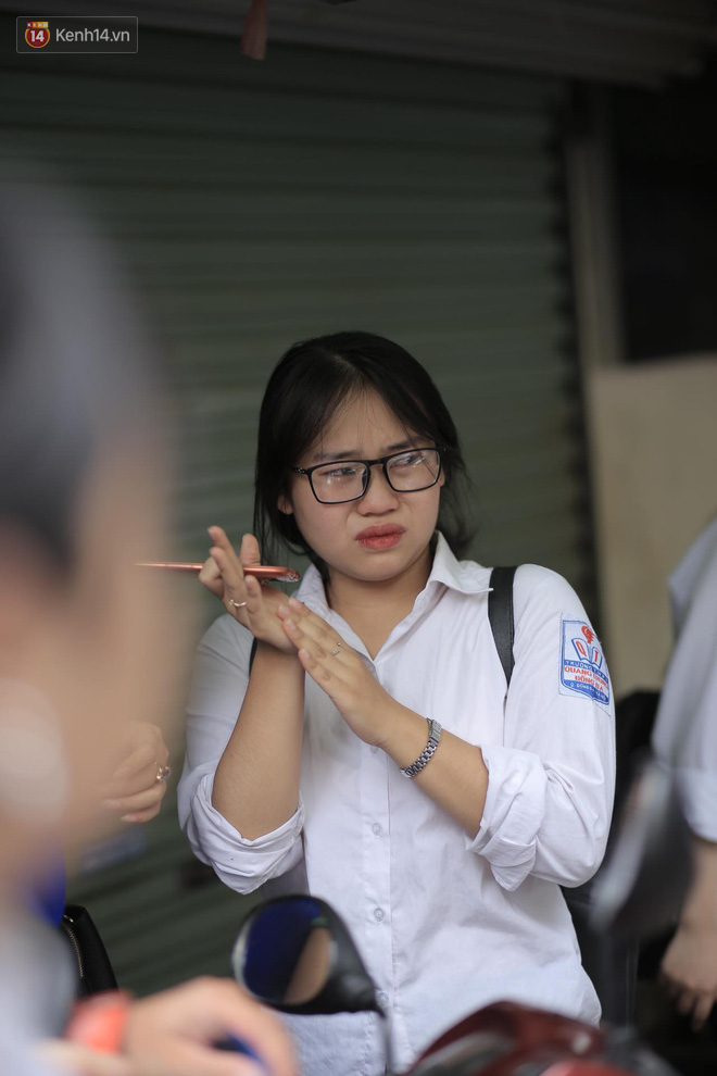 Thạc sĩ Văn học: Đề thi Ngữ văn không chỉ dành cho học sinh mà là vấn đề cả xã hội cần suy ngẫm - Ảnh 2. Thạc sĩ Văn học: Đề thi Ngữ văn không chỉ dành cho học sinh mà là vấn đề cả xã hội cần suy ngẫm 2