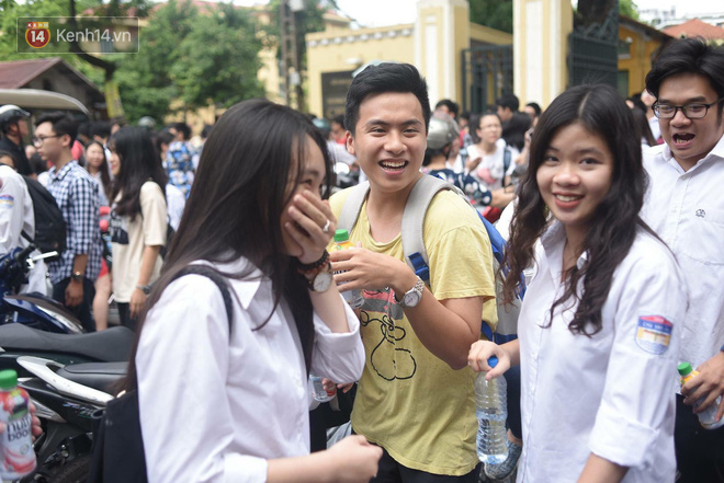 Đề Toán THPT Quốc gia: Đề thi vừa dài, vừa khó, nhiều thí sinh không làm được bài - Ảnh 7. Đề Toán THPT Quốc gia: Đề thi vừa dài, vừa khó, nhiều thí sinh không làm được bài 7