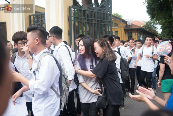 Thạc sĩ Văn học: Đề thi Ngữ văn không chỉ dành cho học sinh mà là vấn đề cả xã hội cần suy ngẫm - Ảnh 1. Thạc sĩ Văn học: Đề thi Ngữ văn không chỉ dành cho học sinh mà là vấn đề cả xã hội cần suy ngẫm 1