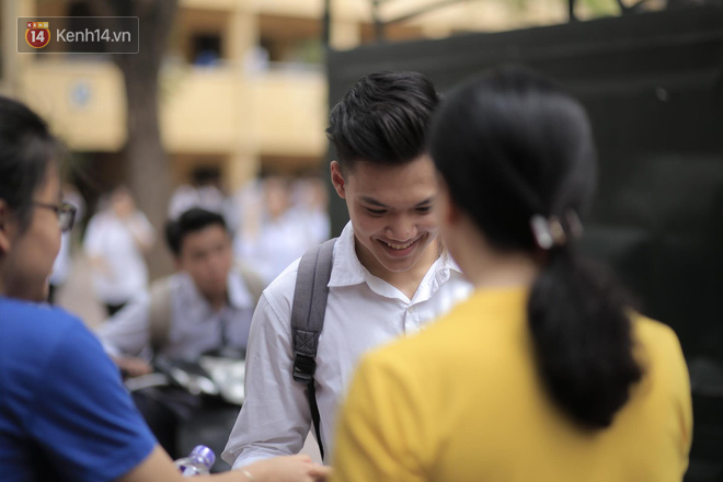 Đề Toán THPT Quốc gia: Đề thi vừa dài, vừa khó, nhiều thí sinh không làm được bài - Ảnh 8. Đề Toán THPT Quốc gia: Đề thi vừa dài, vừa khó, nhiều thí sinh không làm được bài 8