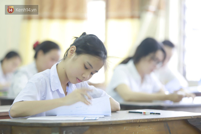 Thi cử căng thẳng là thế mà các nữ sinh Việt vẫn xinh xắn và rạng ngời trong nắng hè! - Ảnh 9. Thi cử căng thẳng là thế mà các nữ sinh Việt vẫn xinh xắn và rạng ngời trong nắng hè! 9