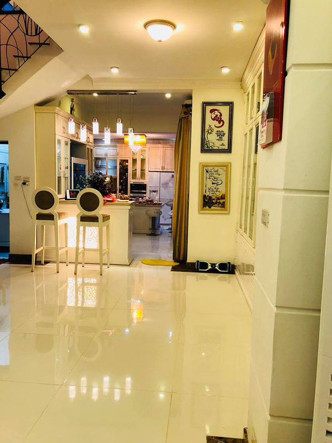 Hình ảnh hiếm hoi về biệt thự triệu đô của Lệ Quyên và chồng - Ảnh 6. Hình ảnh hiếm hoi về biệt thự triệu đô của Lệ Quyên và chồng 6