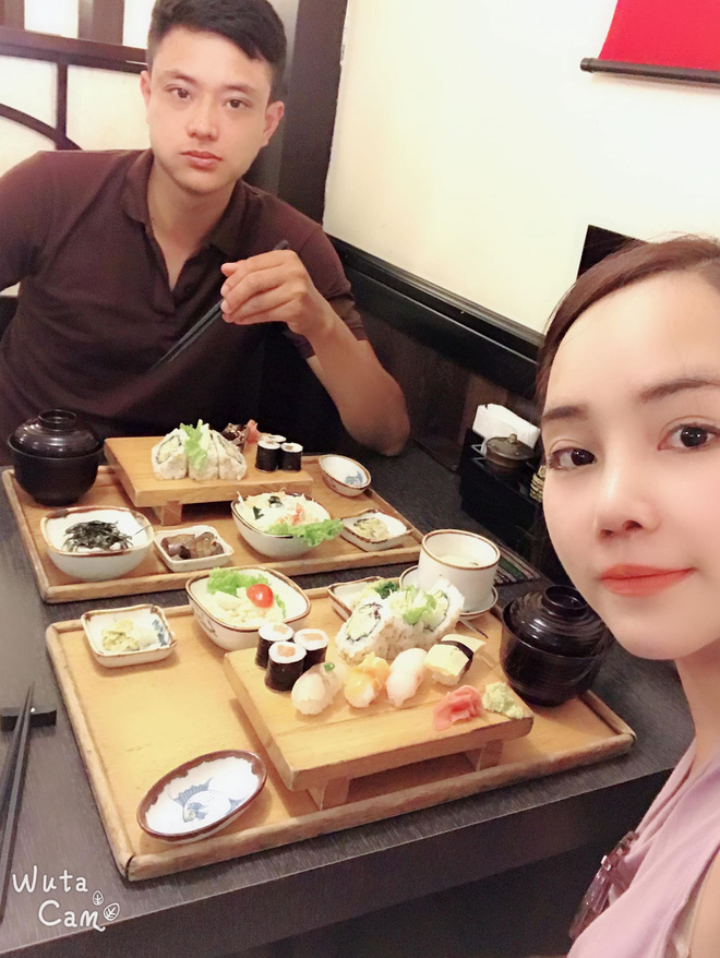 Từng bị bạn bè cầm chổi ném vì xấu xí, cô gái Hà Nội lột xác sau phẫu thuật thẩm mỹ lại lấy được chồng như ý - Ảnh 13. Từng bị bạn bè cầm chổi ném vì xấu xí, cô gái Hà Nội lột xác sau phẫu thuật thẩm mỹ lại lấy được chồng như ý 13