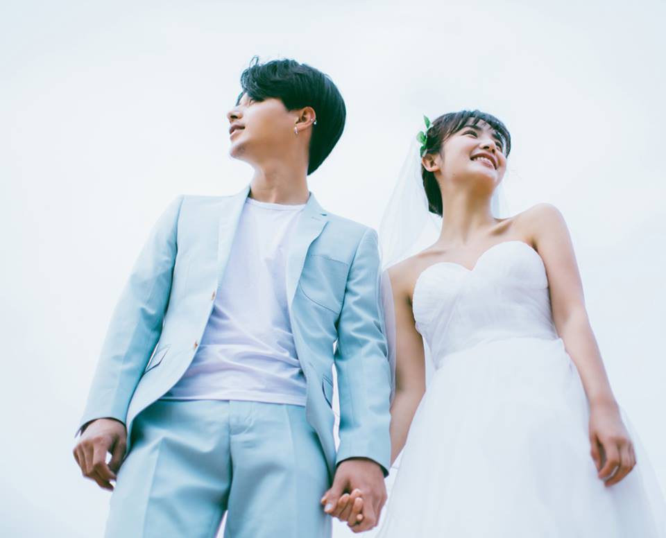 Ảnh cưới đơn giản nhưng vẫn khiến người xem lịm tim vì cô dâu và chú rể quá tình - Ảnh 7. Ảnh cưới đơn giản nhưng vẫn khiến người xem 'lịm tim' vì cô dâu và chú rể quá 'tình' 8