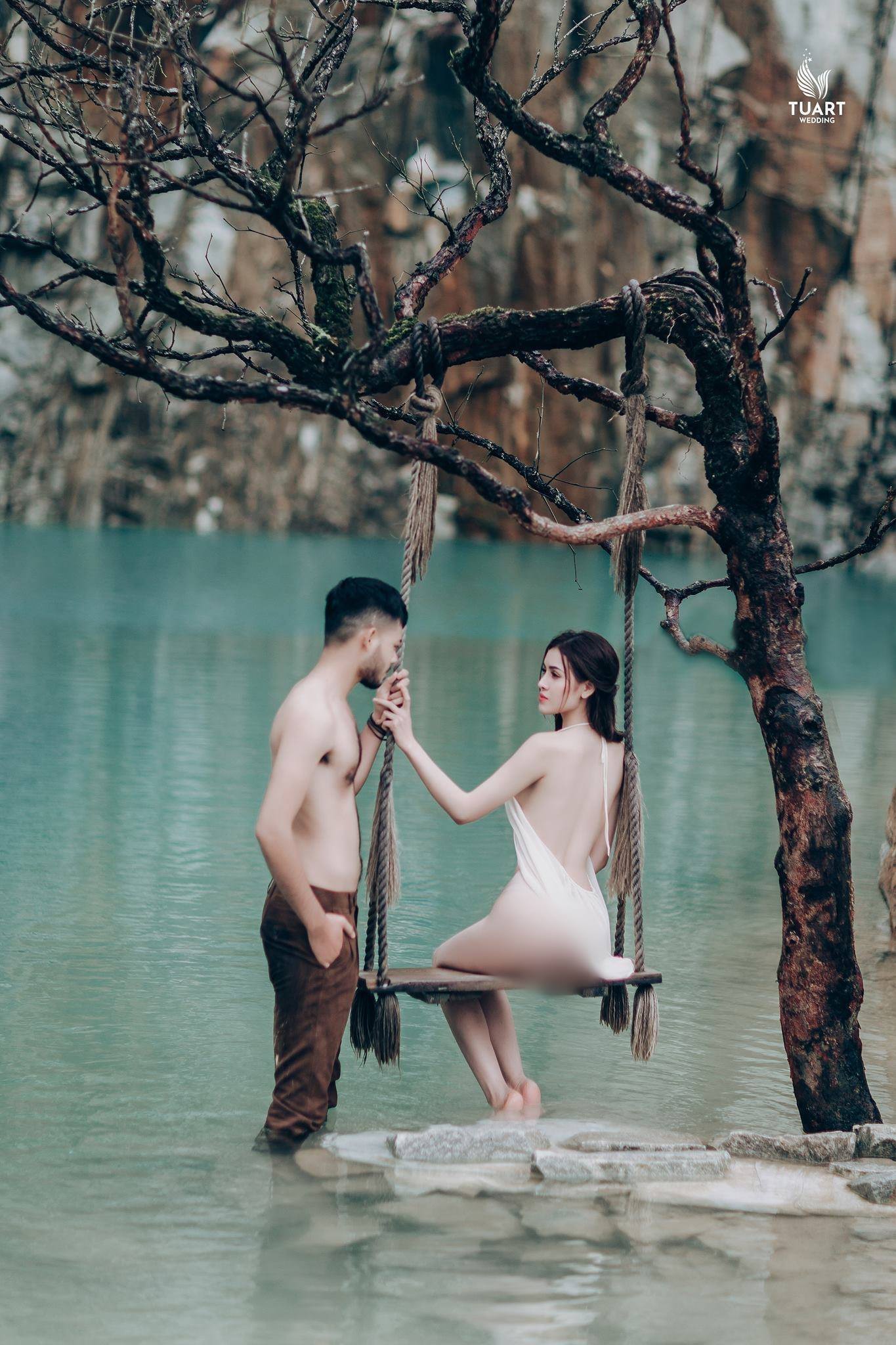 Dân nhiếp ảnh nói về bộ hình khoe thân ở Tuyệt Tình Cốc: Không ủng hộ việc lợi dụng nhiếp ảnh để cho ra những tác phẩm phản cảm - Ảnh 3. Dân nhiếp ảnh nói về bộ hình 'khoe thân' ở Tuyệt Tình Cốc: Không ủng hộ việc lợi dụng nhiếp ảnh để cho ra những tác phẩm phản cảm 3