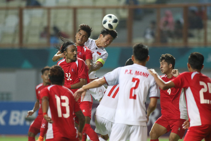 Tính già hóa non, HLV Park Hang-seo suýt tái hiện Hữu Thắng ở kỳ SEA Games thảm họa - Ảnh 1. Tính già hóa non, HLV Park Hang-seo suýt tái hiện Hữu Thắng ở kỳ SEA Games thảm họa 1