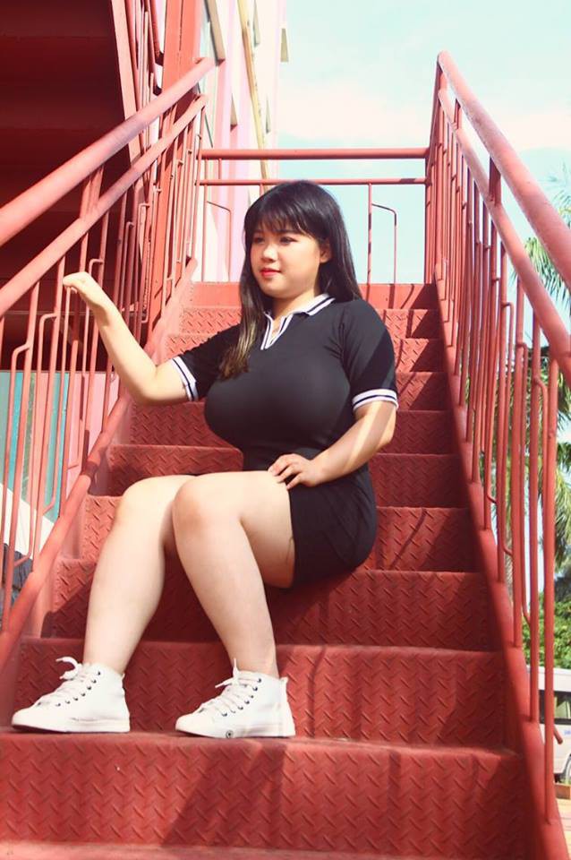 Cô gái Hải Dương sở hữu vòng một khủng bỗng xuất hiện trên báo Đài Loan - Ảnh 3. Nữ sinh sở hữu vòng một ngoại cỡ bỗng xuất hiện trên báo Đài Loan 3