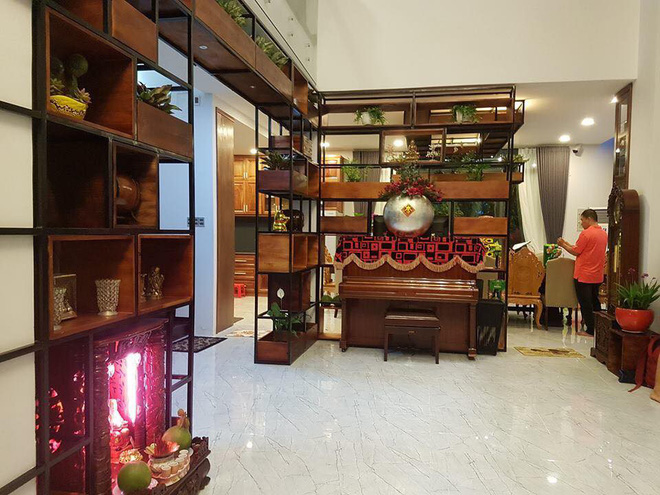 Cận cảnh biệt thự triệu USD lộng lẫy, rộng hơn 500m2 của Quách Thành Danh tại Sài Gòn - Ảnh 10. Cận cảnh biệt thự triệu USD lộng lẫy, rộng hơn 500m2 của Quách Thành Danh tại Sài Gòn 10