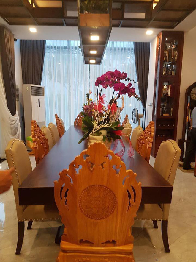 Cận cảnh biệt thự triệu USD lộng lẫy, rộng hơn 500m2 của Quách Thành Danh tại Sài Gòn - Ảnh 11. Cận cảnh biệt thự triệu USD lộng lẫy, rộng hơn 500m2 của Quách Thành Danh tại Sài Gòn 11