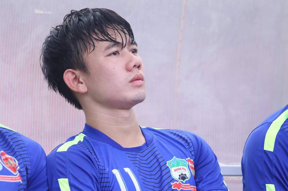 Đẹp trai lại vừa lập công cho đội tuyển Olympic Việt Nam, nhưng buồn là Minh Vương đã có bạn gái rồi chị em ơi! - Ảnh 1. Đẹp trai lại vừa lập công cho đội tuyển Olympic Việt Nam, nhưng buồn là Minh Vương đã có bạn gái rồi chị em ơi! 1