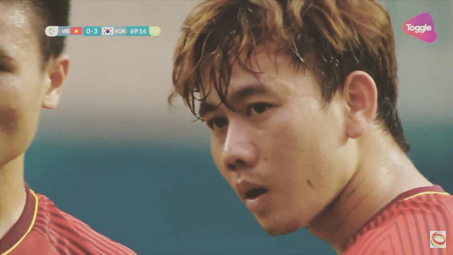Bàn tay nắm chặt của Văn Quyết và những biểu cảm khiến CĐV nhớ mãi về U23 Việt Nam - Ảnh 1. Bàn tay nắm chặt của Văn Quyết và những biểu cảm khiến CĐV nhớ mãi về U23 Việt Nam 1